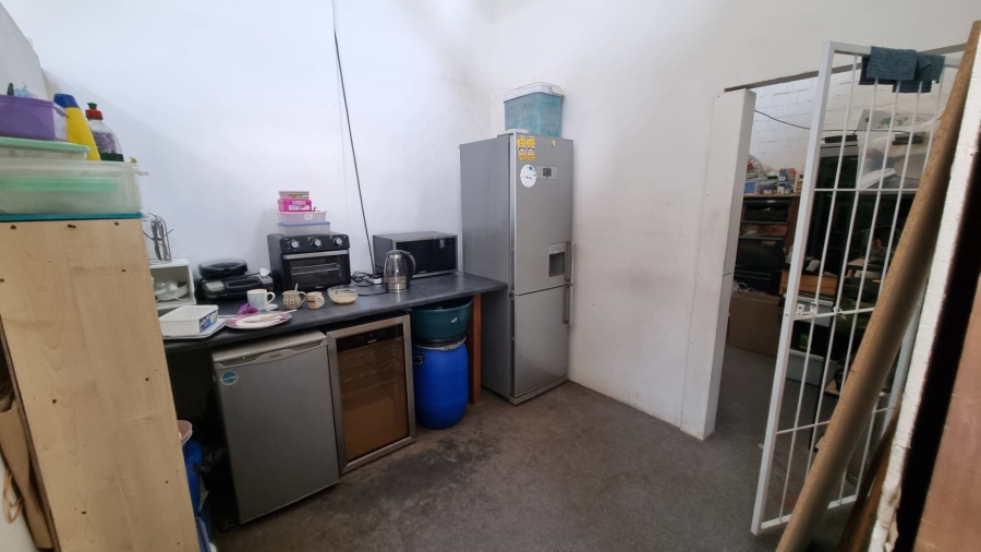 To Let commercial Property for Rent in Woodstock Western Cape